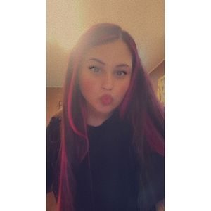 Meet your Posher, Emerald